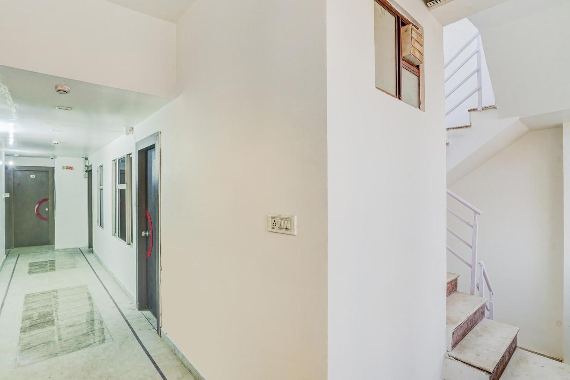 Super Hotel O Kaveri Path Formerly Shree Sai Residency Divisione di Divisione di Jaipur Esterno foto